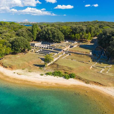Appartamento Astraluxe Fažana Esterno foto